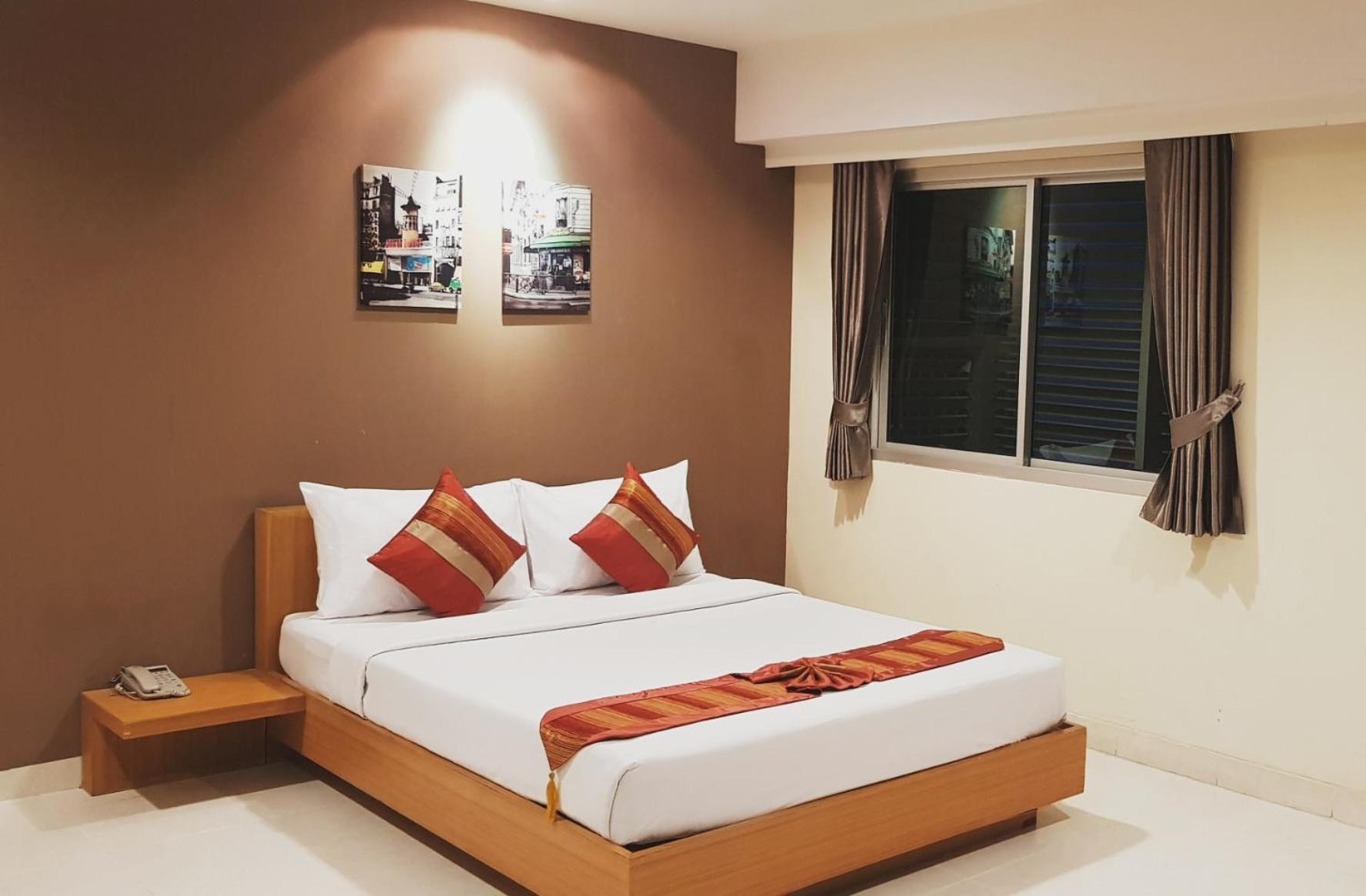 Sena House Hotel Bangkok Exterior photo