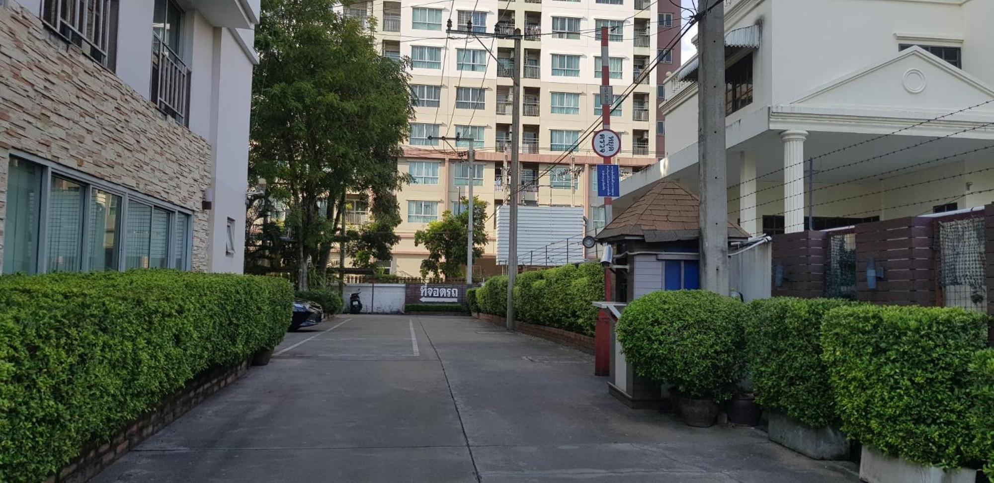 Sena House Hotel Bangkok Exterior photo